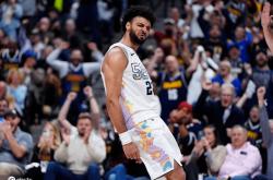 开云在线入口 - 穆雷在曼联比赛中锐不可当,败北引发热议!