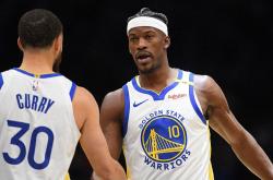 开云体育娱乐 -转折点！多伦多猛龙临场应变；欧篮联赛前攻防权衡；底气十足；赛季目标并未改变的简单介绍